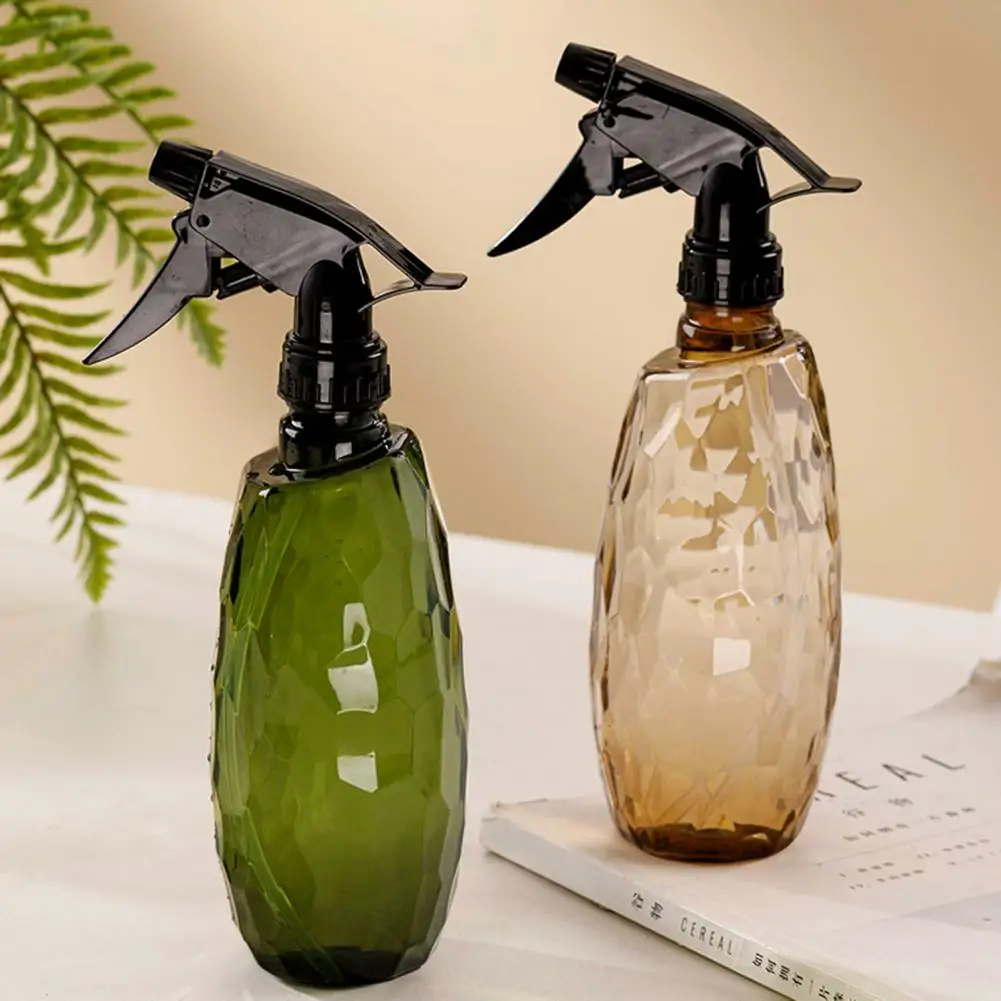 600ML Pressure Sprayer Bottle  Practical Manual Pressure Sprayer Bottle  Strong Hand Pump Spray Bottle