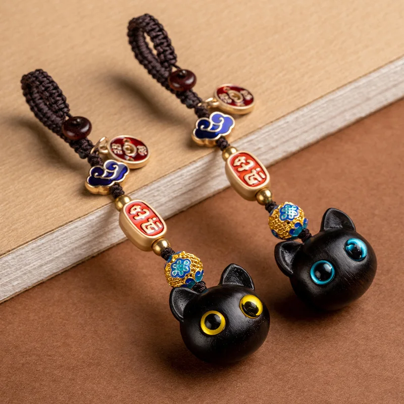 Sandalwood Keychain Pendant Fortune Cat Cute Pendant Chain Female Couple Creative Small Gift Hand-knit Niche Trend Chinoiserie