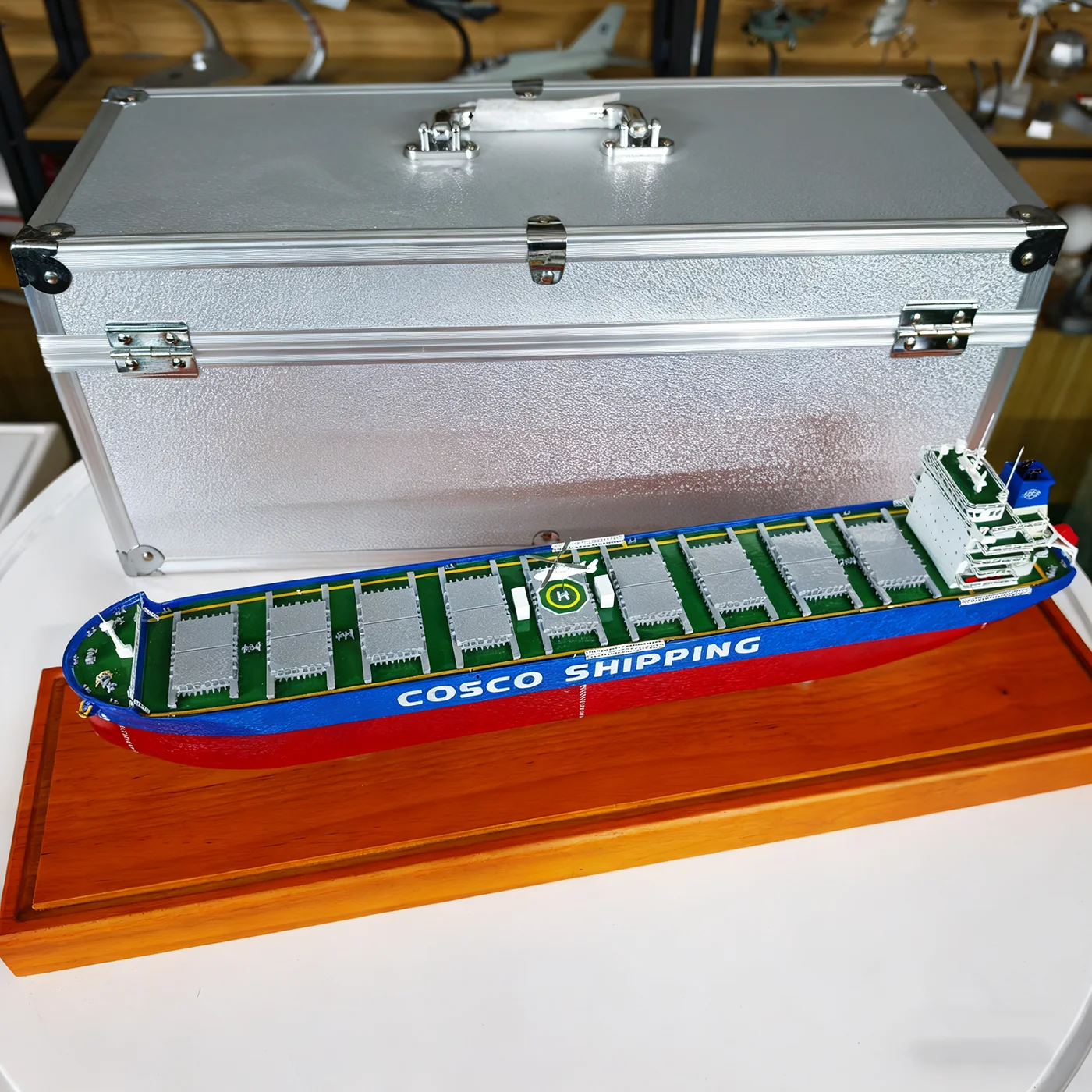 50cm Simulation COSCO Bulk Carrier Model Handmade with Alloy Material Ships Static Model Ship Toy Ornamental Bulk Carrier Model