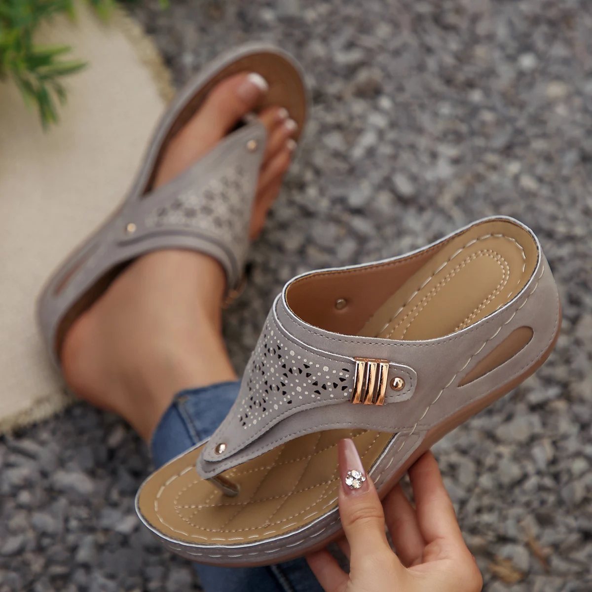 

Woman Leather Fashionable Non-Slip Soft Platform Shoes Flip Flops Summer Women's Wedge Sandal with Heel Orthopedic Sandals 43