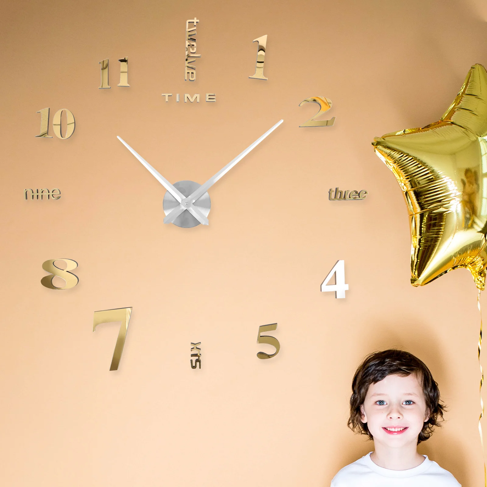 

Modern 3D Frameless Large Mirror Surface Wall Clock Silent Sweep DIY Design Self-Adhesive Steam Resistant for Living Room