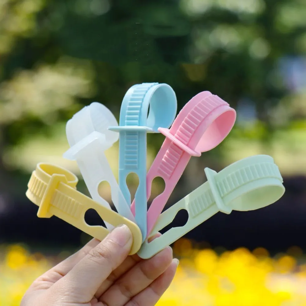 10Pcs Windproof Hanger Buckle Clothing Rod Adjustment Fixed Lock Hanger Colorful Rack Holder Home Clothes Wardrobe Organizer