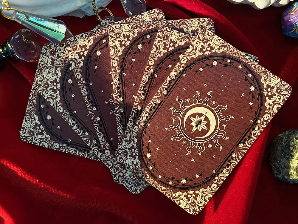 Märchenhafte Traum-Lenormand-Karten 44 Karten Vintage Märchen-Orakel-Deck Wahrsagerei Zukunftsdeutung Hexen-Karten mit Goldrand – Detail 15