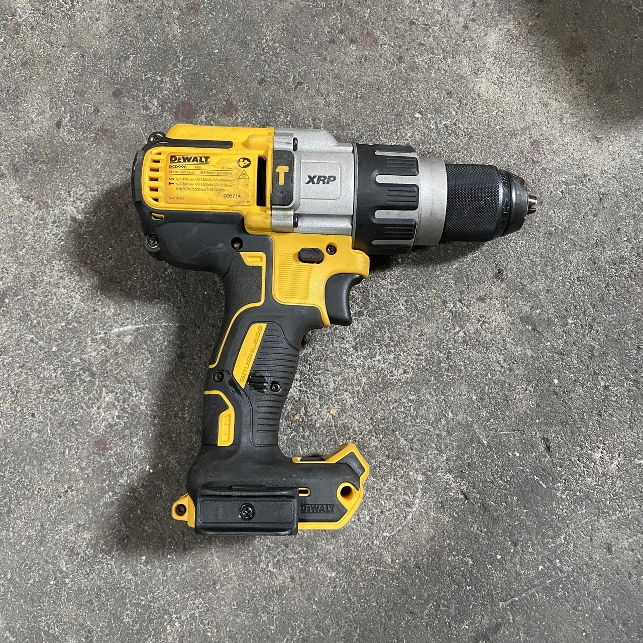 DeWALT DCD996 Lithium Battery Brushless Impact Diamond Ice Diamond Second Hand only body