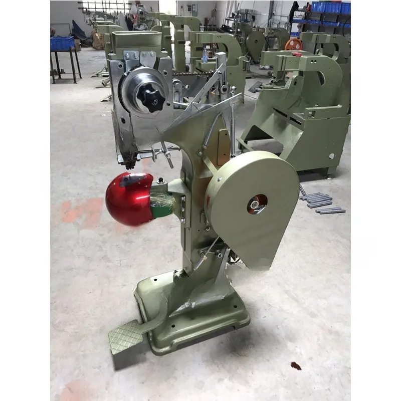 Macchina per rivettatura, rivettatrice pneumatica automatica semi-cava, rivettatrice per scatole portaoggetti di prodotti hardware
