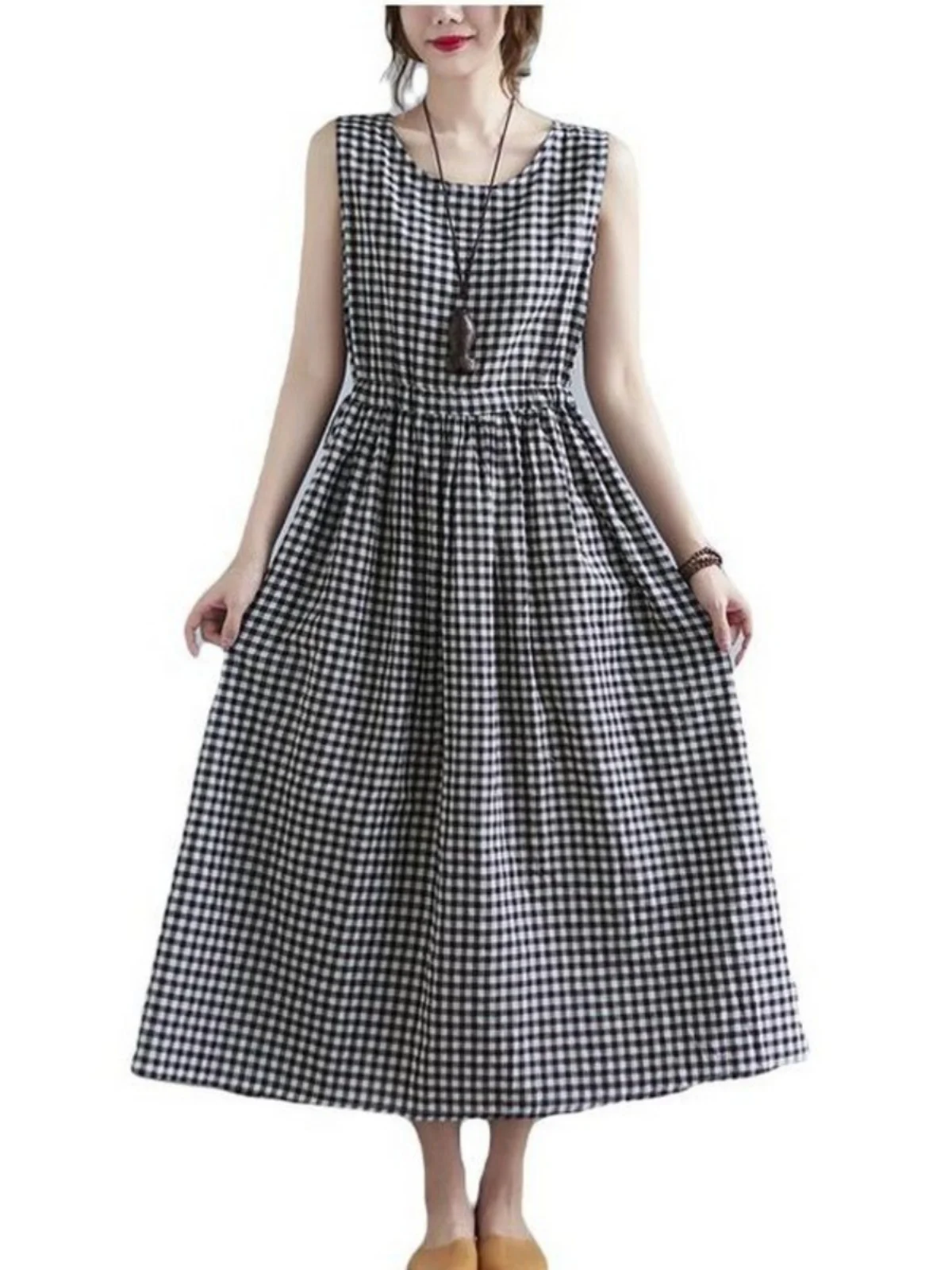 レトロなウェイド柄のコットンリネン素材のスリムロング丈サマーワンピース、ゆったりとしたラウンドネック、紐付きウエストベスト、ミディ丈ワンピース