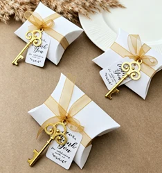 Wedding Souvenirs Gifts for Guests Key Beer Bottle Opener Keyring/Keychain Custom Wedding Favors Gifts Rustic Party Souvenirs