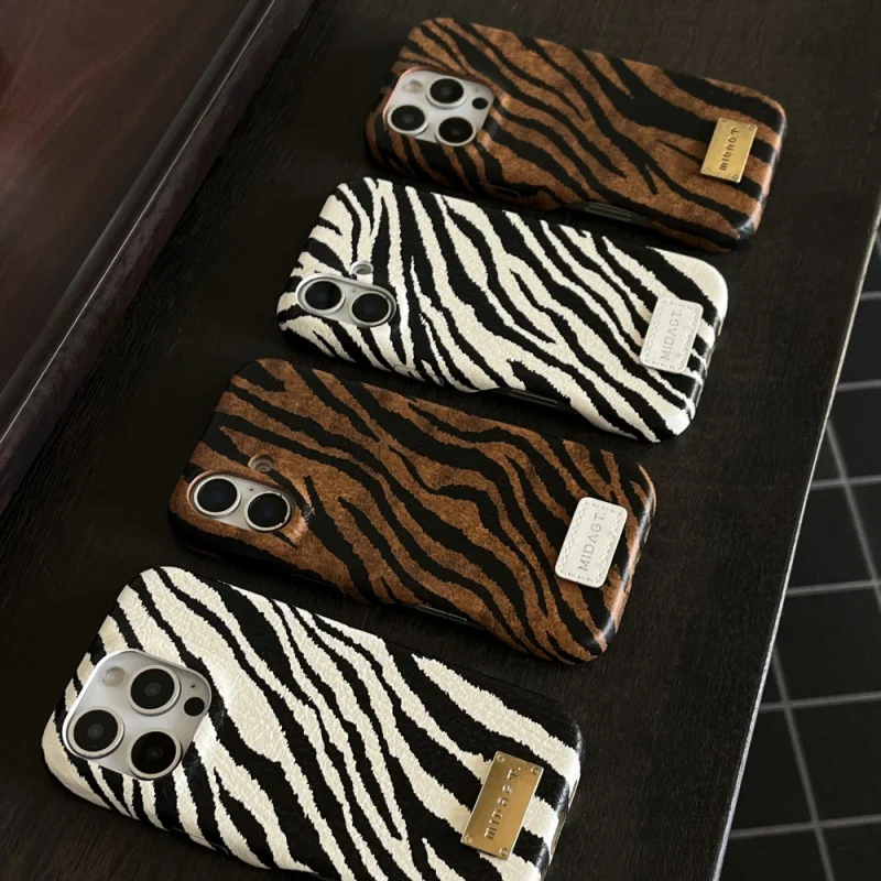 

All-inclusive Crazy Horse Pattern Simple Phone Case Compatible with Apple16/15PROMAXNiche Anti-dropiPhone14/13P