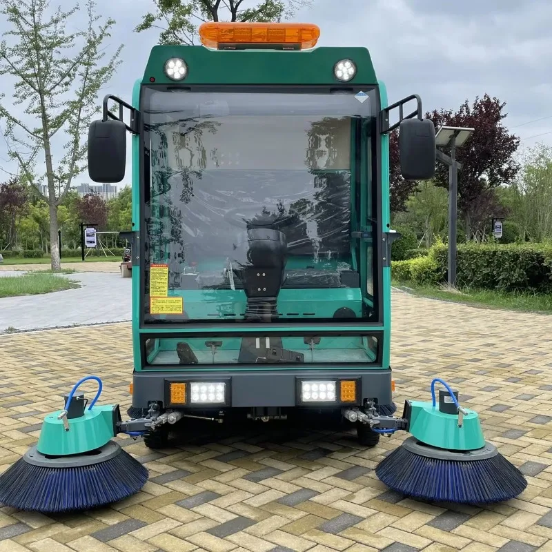 Sweeper Four-wheel All-rounder Stamping Hot Selling Sweeper 2300mm Width Large Capacity Fully Enclosed Ride-on Sweeper