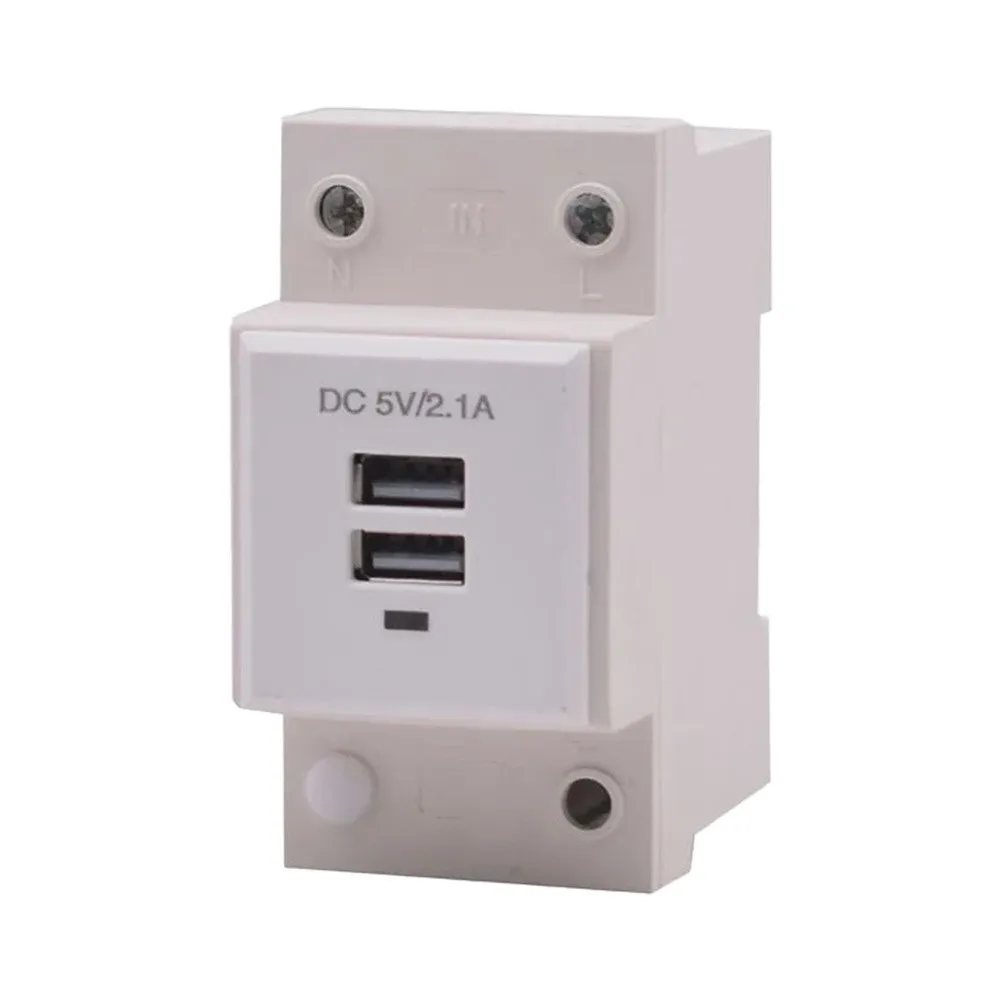 Industrial USB Port USB DIN Rail Socket For Factory Automation Compact Design AC90-240V Input Plastic Housing Secure Mounting
