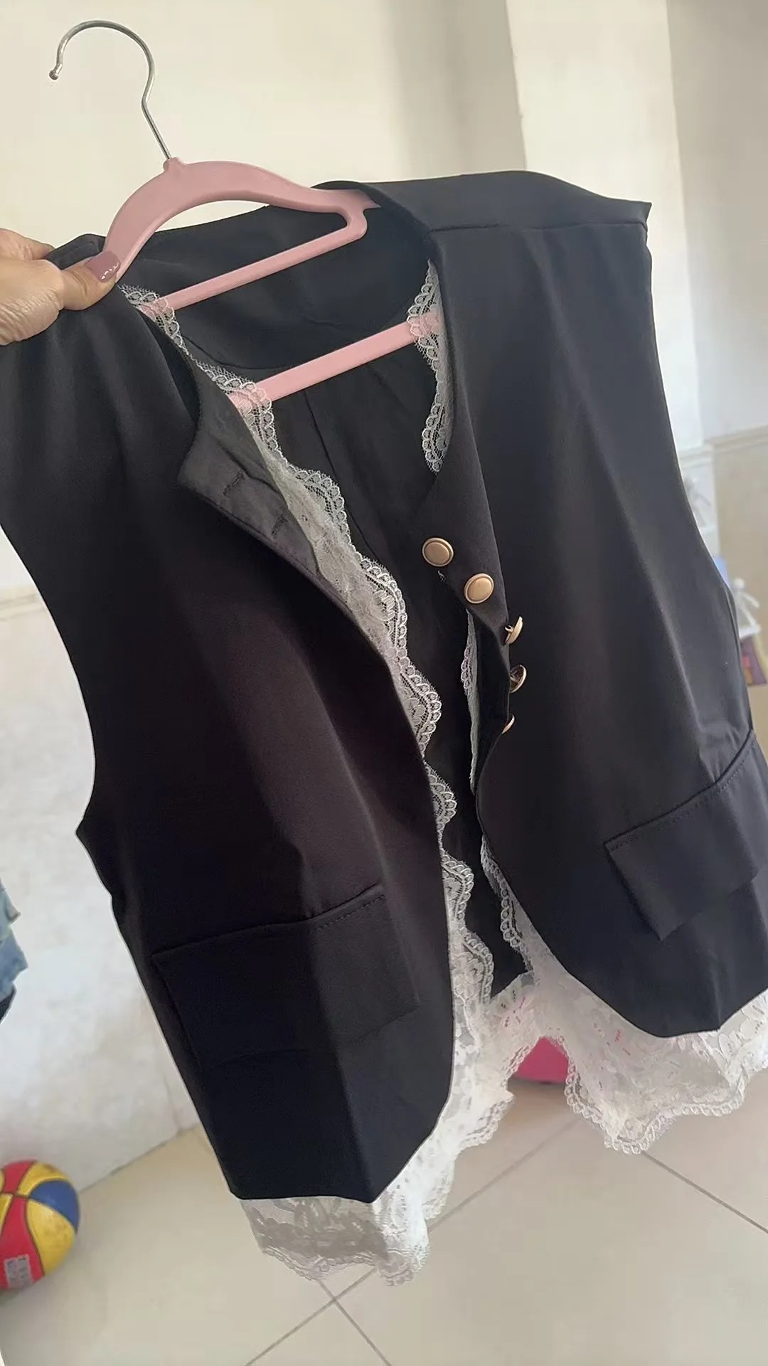 

2025 New Spring Autumn Korean Version Advanced Vintage Women's Vest Jacket Sleeveless Temperament Casual Ladies Horse Clip