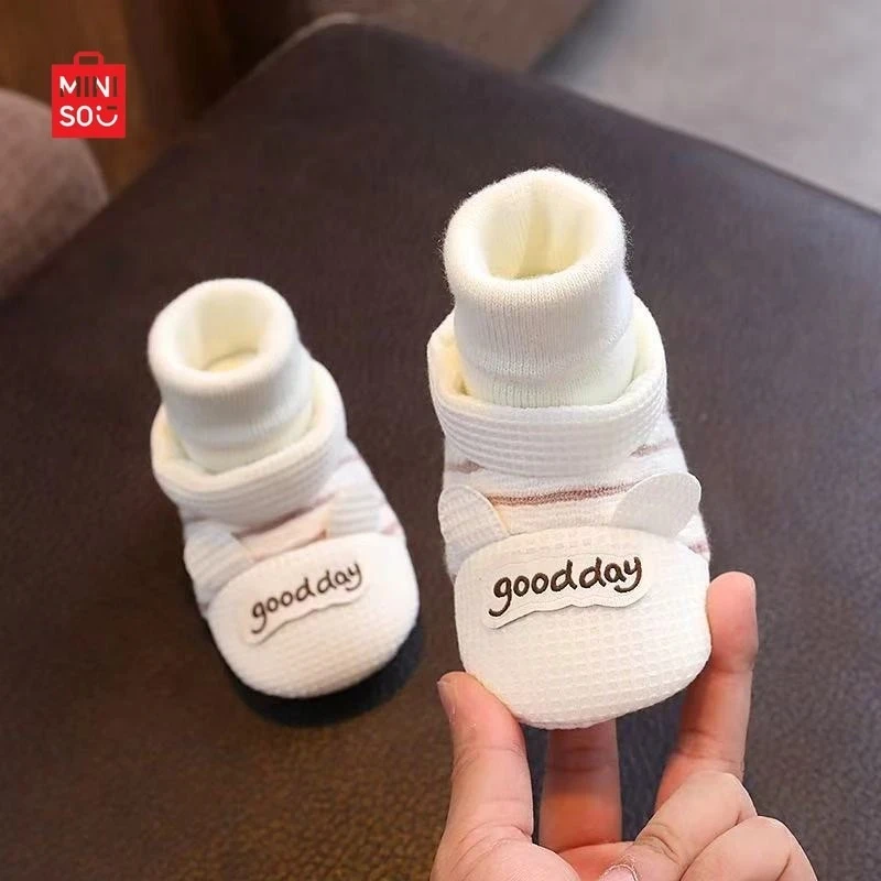 حذاء جورب للأطفال من Miniso 2025، نعل ناعم من القطن غير قابل للانزلاق للمشايات الأولى للأطفال حديثي الولادة من عمر 0 إلى 12 شهرًا #2