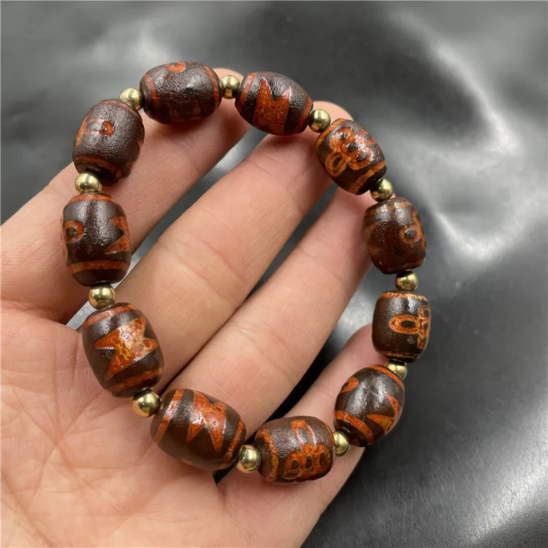 

Five-Eyed Dzi Tibetan Old Agate Bead Bracelet