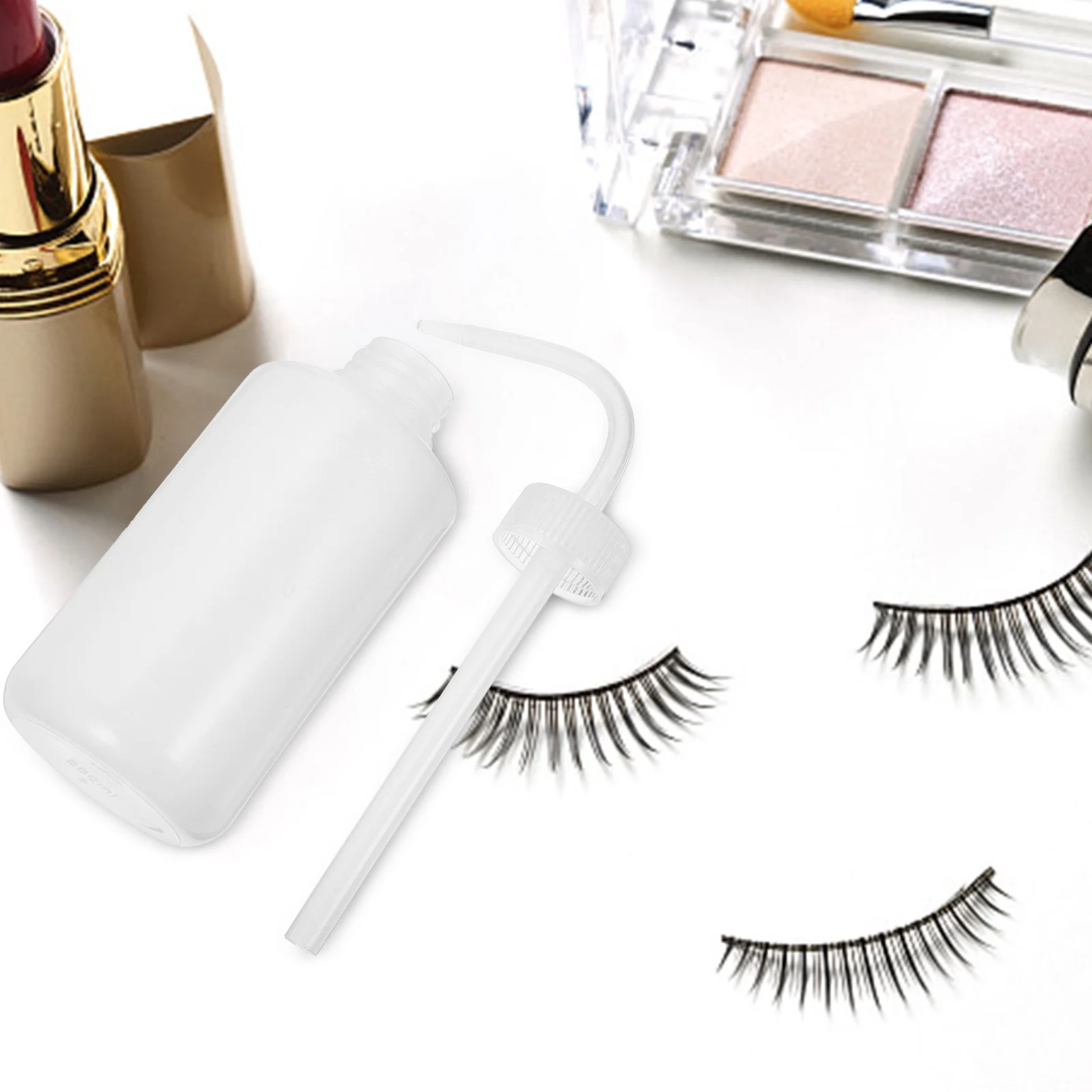 

3Pcs Squeeze Bottles Plastic Durable Curved Squeeze Bottle Narrow Tip Leakproof Plastic Empty Washing Scale Bottles Reusable