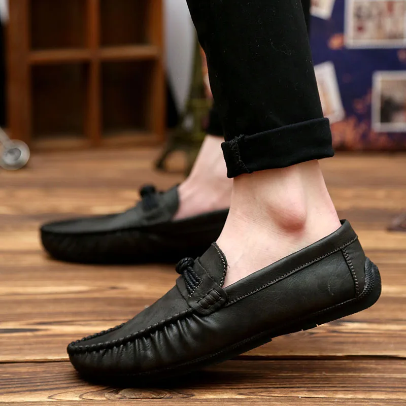 

Casual Slip On Men Shoes Loafers Black Young Fashion Breathable Moccasins Leather Shoes Comfortalbe Flats Casual Male Sneakers