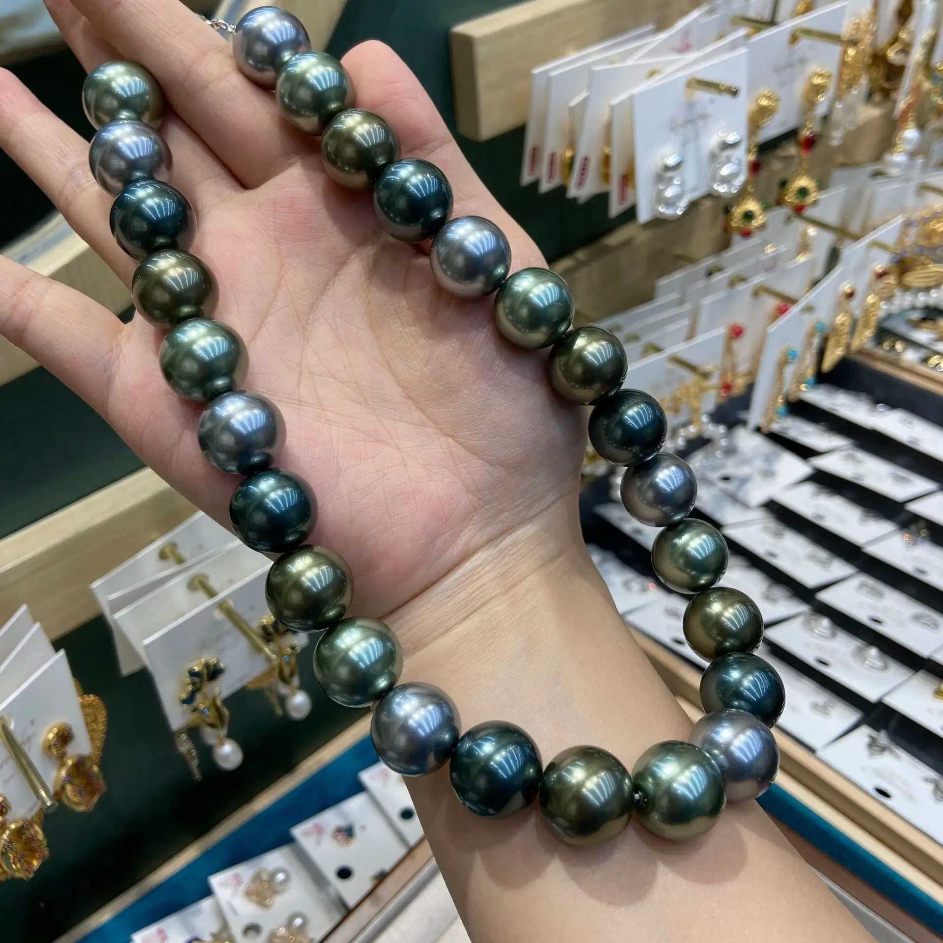 Tahitian Mixed Color Morandi Pearl Necklace for Women Girl Jewelry Gift Handcrafted Beaded Chain Vintage Party Collar Choker