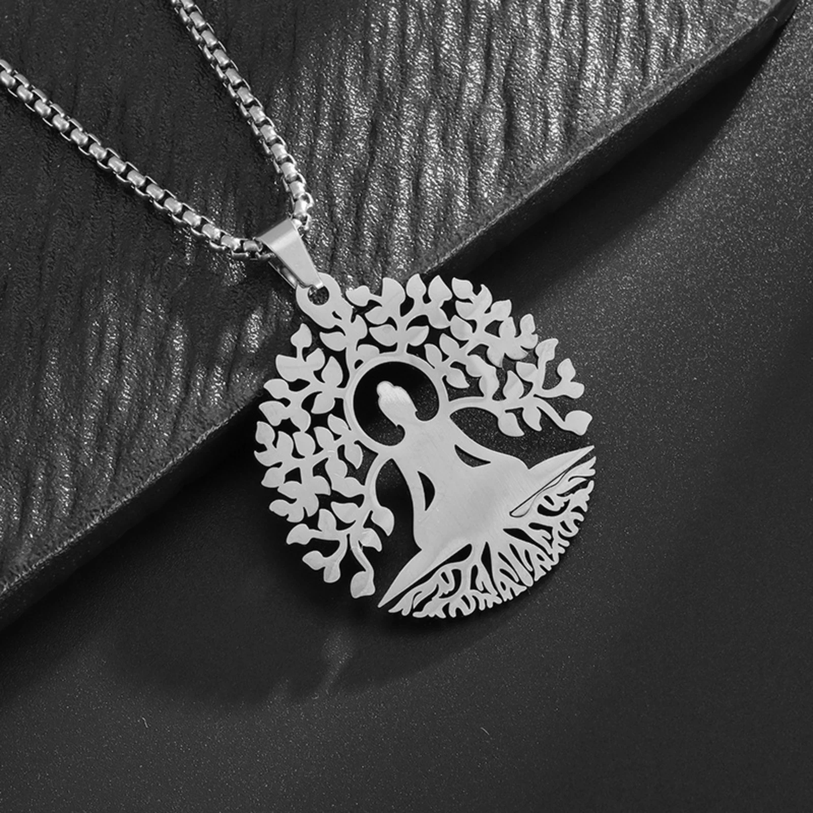 Buddha unter dem Bodhi-Baum Anhänger Halskette Meditation Buddha Charm Yoga Spiritueller buddhistischer Edelstahlschmuck Geschenk für Männer und Frauen – Detail 3