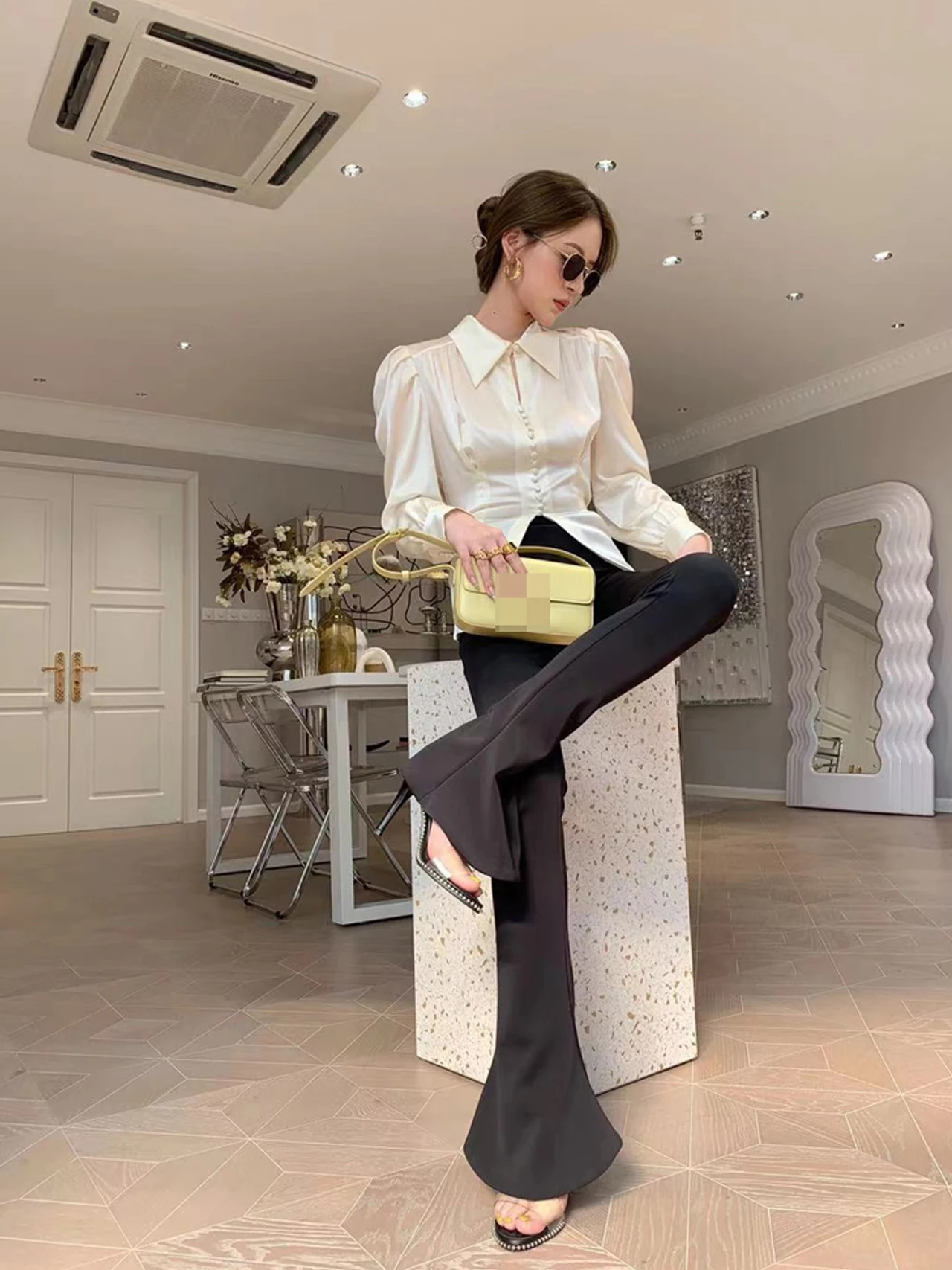 

Ele Long Sve Women's irt Autumn Winter New Sle Waist Cinching Hollow out Design High End Chiffon Top Korean Sle