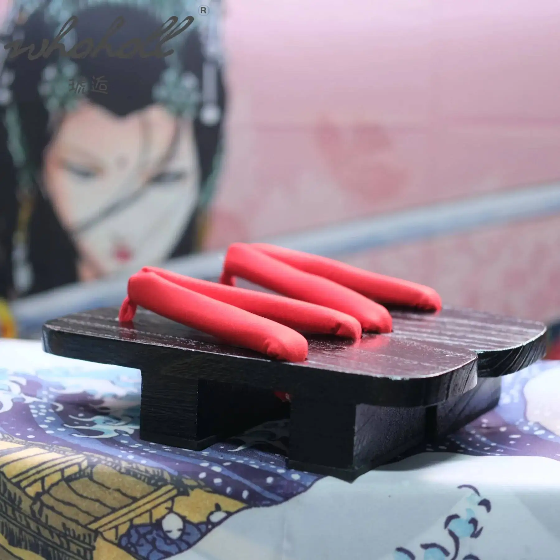 للجنسين الأسود الطلاء اليابانية خشبية جيتا الوجه يتخبط رجل إمرأة النعال انمي ياباني Coplay اثنين الأسنان سميكة منصة قباقيب الخشب