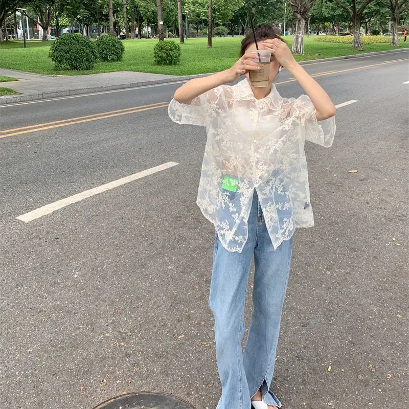 Women Clothing Top Bubble Sleeve Mesh Lace Shirt Spring Summer 2023 New French Styles Loose Design Sense Niche Short Sleeve Top