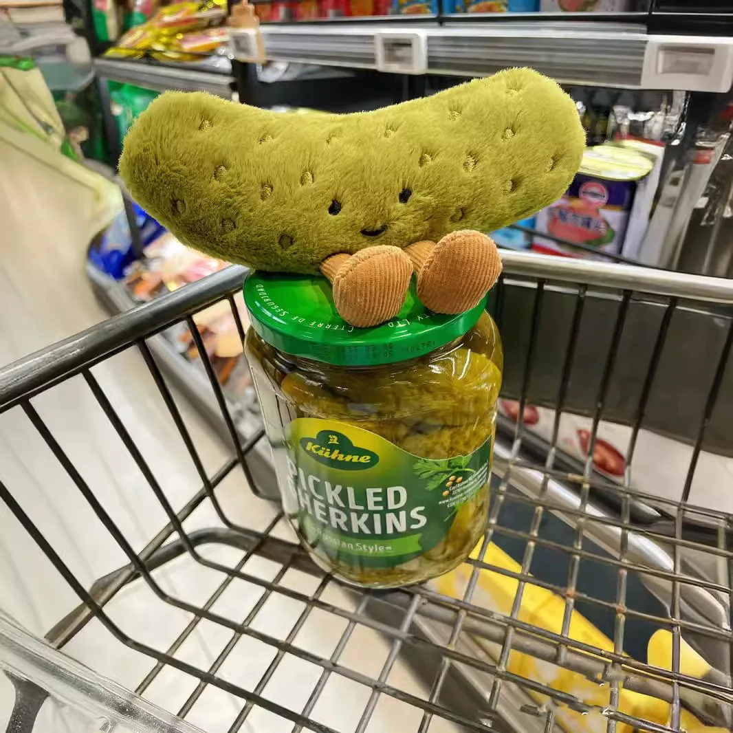 

Kawaii Cartoon Pickled Cucumber Soft Plush Toy with Legs Children's Room Decor Cushion Pillow Gift - Cartoon Doll for Kids