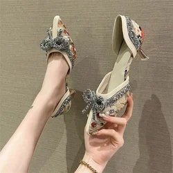 Luxury Pearl Crystal Bowtie White Wedding Shoes Women 2023 Autumn Brand Designer High Heels Pumps Woman Thin Heeled Party Shoes