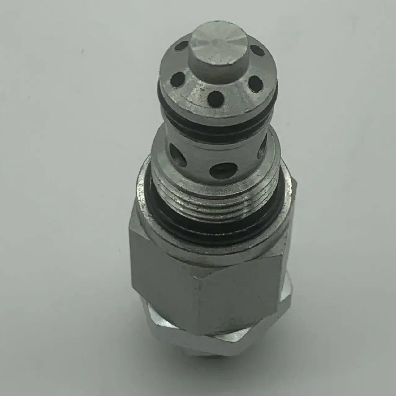 Main Relief Valve 07260353 for Doosan SY55 SY60 SY65 SY75 Excavator Accessories Hydraulic pump parts Safety valve HOT SALES