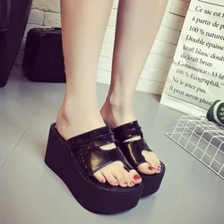 Rimocy 2021 Women Clip Toe Chunky Platform Slippers Summer Pu Leather Wedges Heels Sandals Woman Black White Beach Slides Ladies