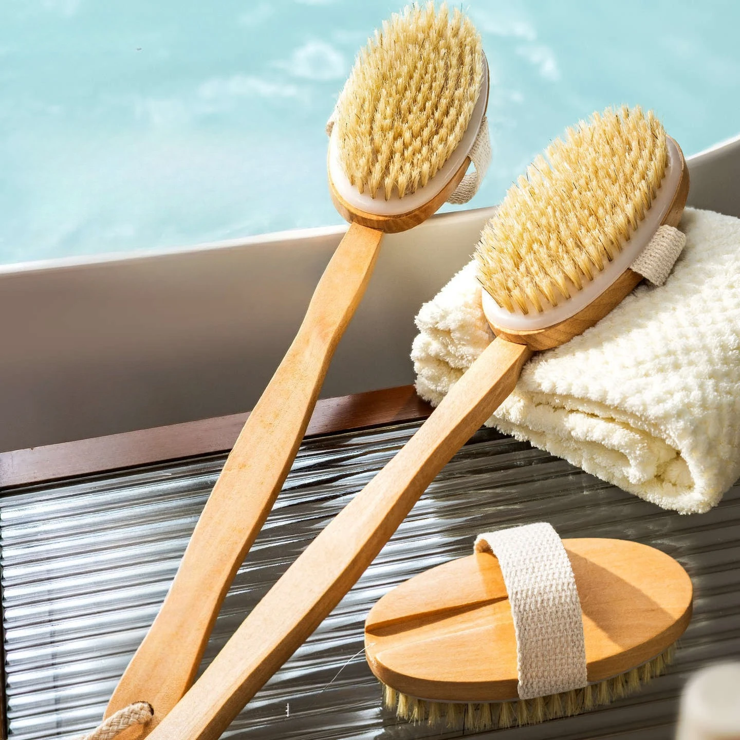Natürliche Borsten, abnehmbarer langer Griff, Rückenpeeling, trockene Körpermassage, Sommerbadebürste, Peeling-Schwamm, Körperwäscher