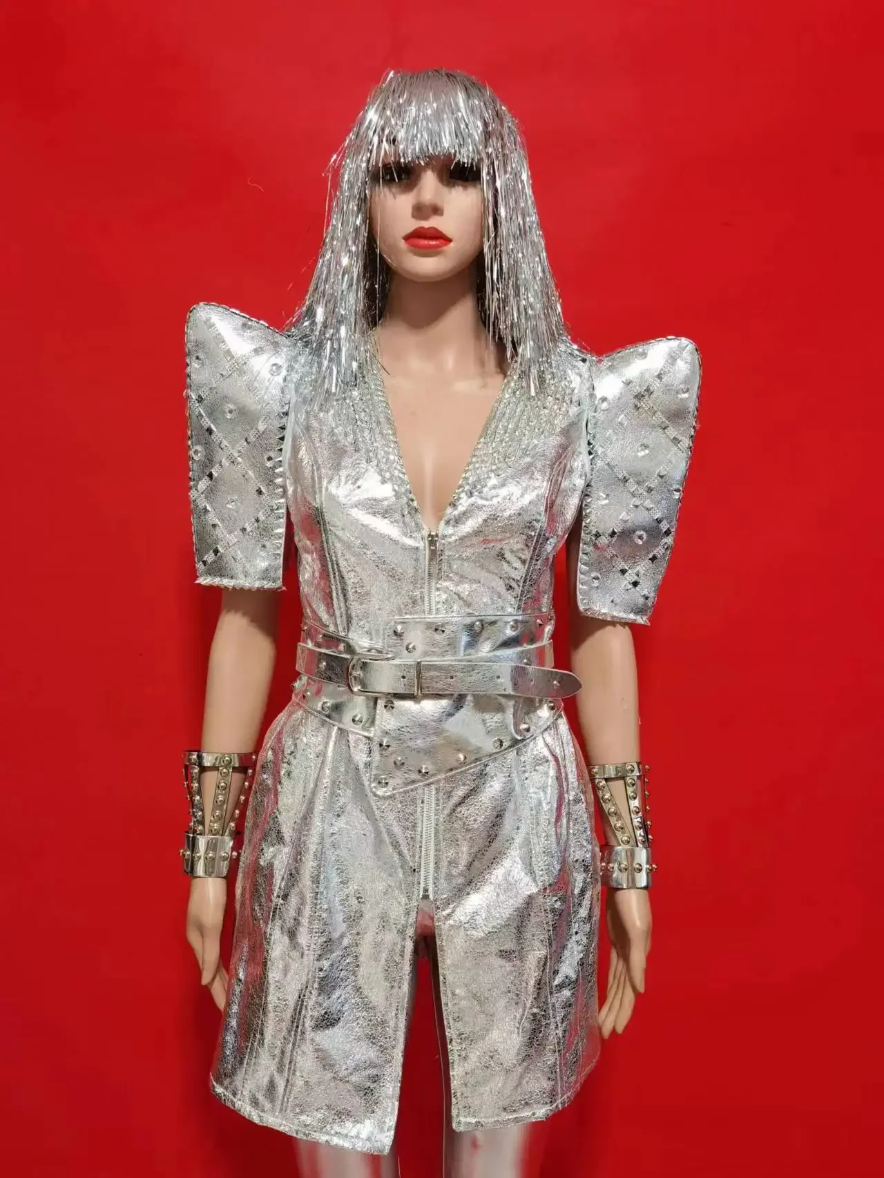 Flying Shoulder Coat Gogo Dance Clothing Nightclub Bar Dj Ds Rave Outfit Silver Rivet Jacket Singer Dancer Stage Costume