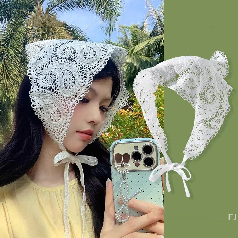 

Captivating Triangle Lace Scarf Headband, Sweet French Retro Themed Embroidery Hair Accessories for Women's Fashion
