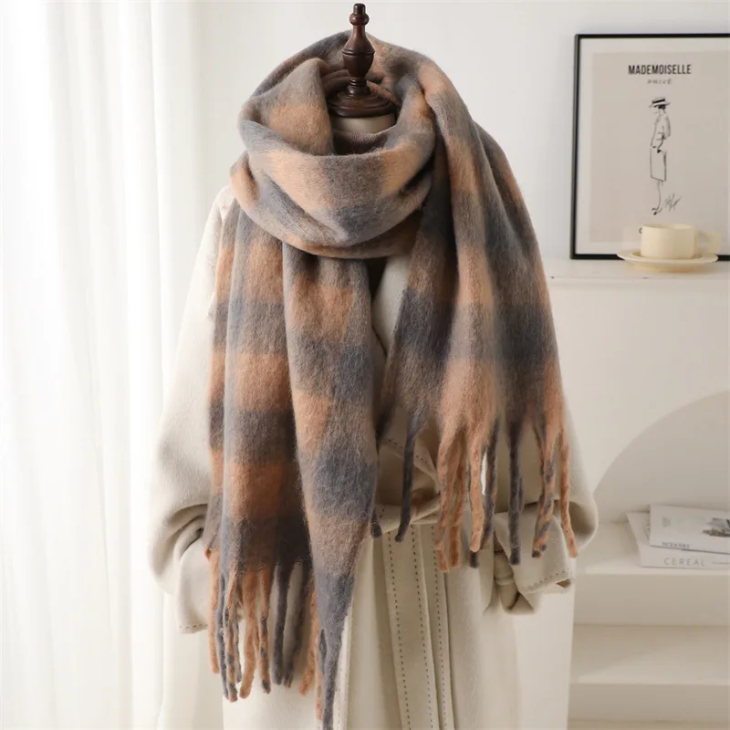 New 220X40cm Autumn Winter Men Women Long Scarf Luxury Designer Wraps Fashion Tassel Cell Thickening Warmth Scarves High Quality