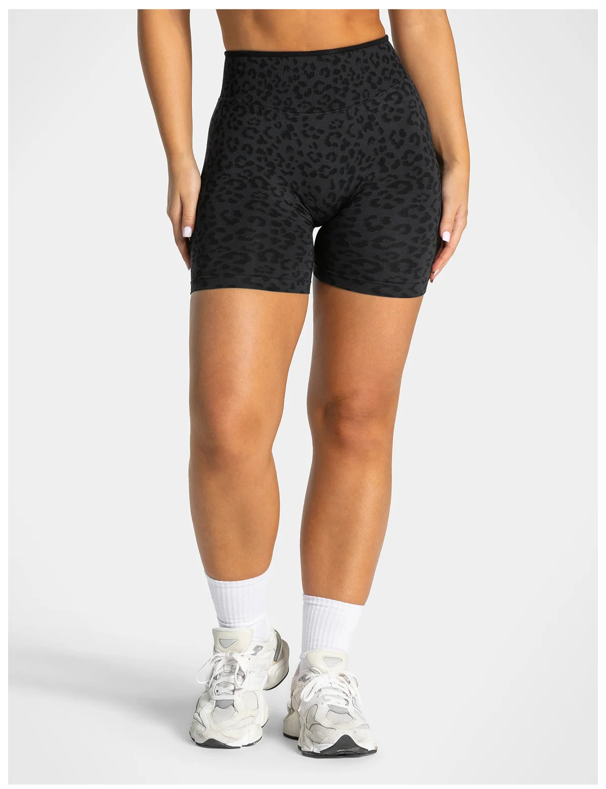 Size chart and fit details