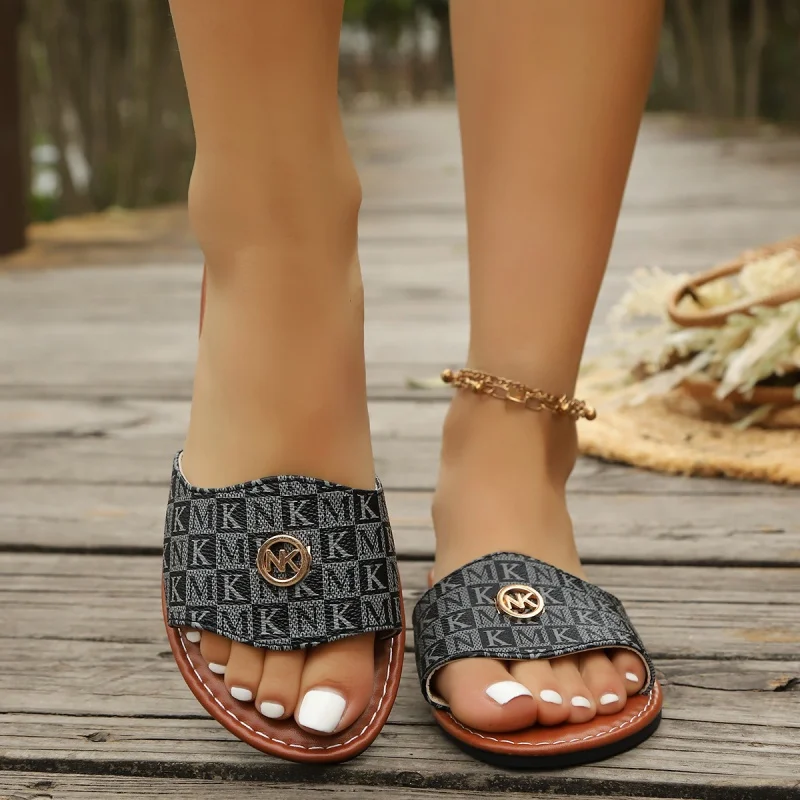 Modische, heiß begehrte, sexy Strand-Flachslipper, Sommerneuheit, runde Spitze, einfache und bequeme Freizeitslipper für Damen – Detail 4