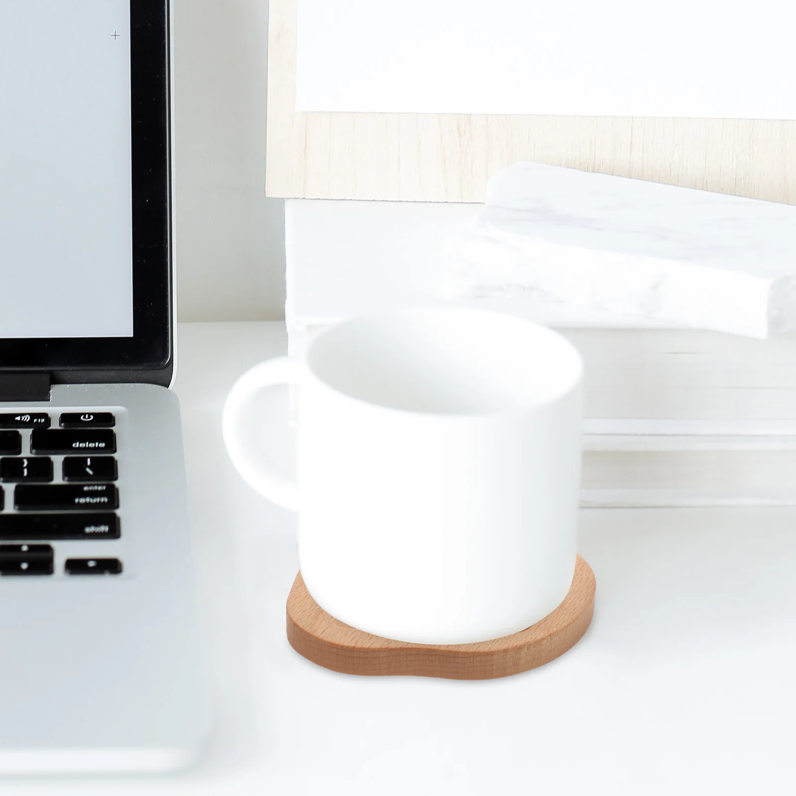 

4Pcs Wooden Drink Coasters Beech Insulated Heat Resistance Lotus Root Design Rustic Home Decor Coffee Table Protection