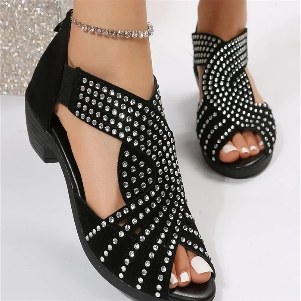 2023 New Style Women Summer Hollow Out Faux Leather Rhinestones Thick Heel Zipper Sandals Shoes