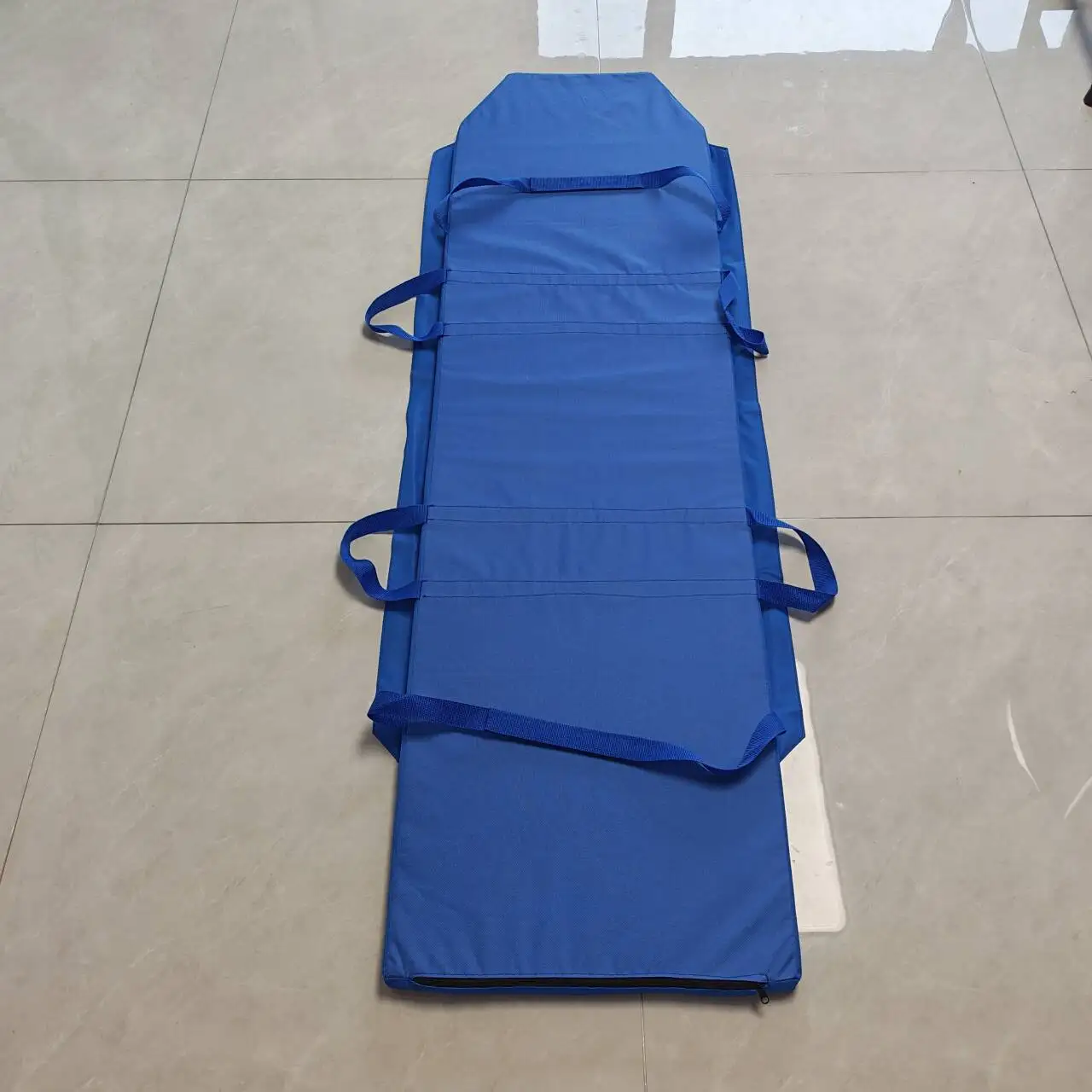 coussin-de-brancard-medical-radiolucent-robuste-matelas-en-mousse-impermeable-facile-a-desinfecter-pour-ambulance-et-clinique