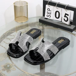 Fashion wear flat slippers 2025 new word sandals high value sandals non-slip women's shoes rhinestone square toes slippers
