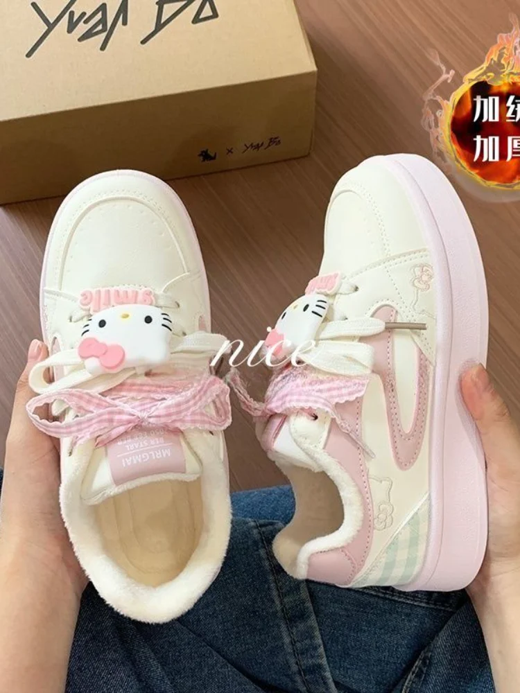 

Sanrio Hello Kitty Winter Women Warm Sneakers Wool Shoes Thick Heel Plaid Cotton Shoes Casual Running Platform Thick Board Shoes