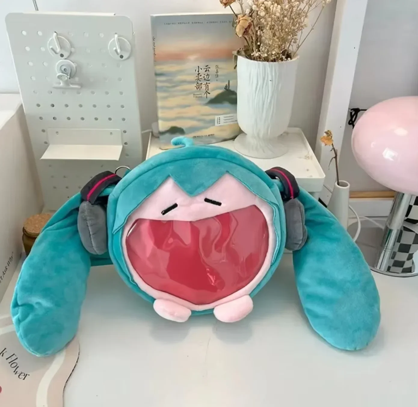 กระเป๋าสะพายไหล่ฮัตสึเนะ กระเป๋าเป้สะพายหลังใหม่ น่ารัก ลายการ์ตูนอนิเมะ ตุ๊กตาขนนุ่ม คาวาอี้ กระเป๋าเป้สำหรับนักเรียน ของขวัญเด็ก ของเล่น