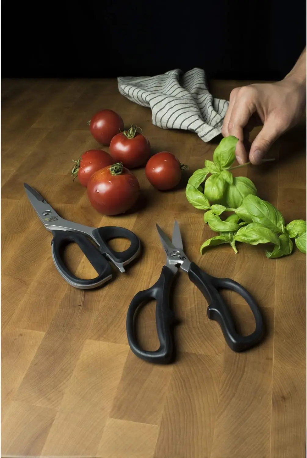 Shun Cutlery 2 Piece Kitchen Shear Set, Stainless Steel Cooking Scissors, Blades Separate for Easy Cleaning, Comfortable