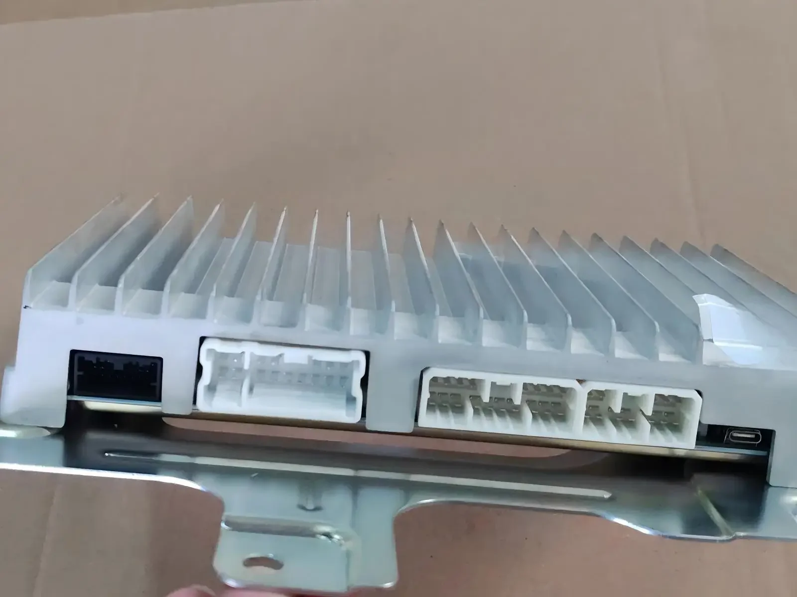 New for BYD Tengpei DM  EV External Power Amplifier MRHK-7909100A  Audio Amplifier Booster Fit for Car Audio System
