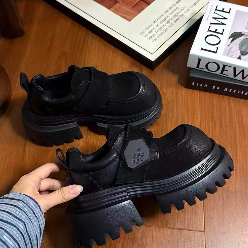 

Thick-soled Square Heel Waterproof Platform Fashionable, Versatile, Comfortable, Anti-slip and Breathable Women's Single Shoes