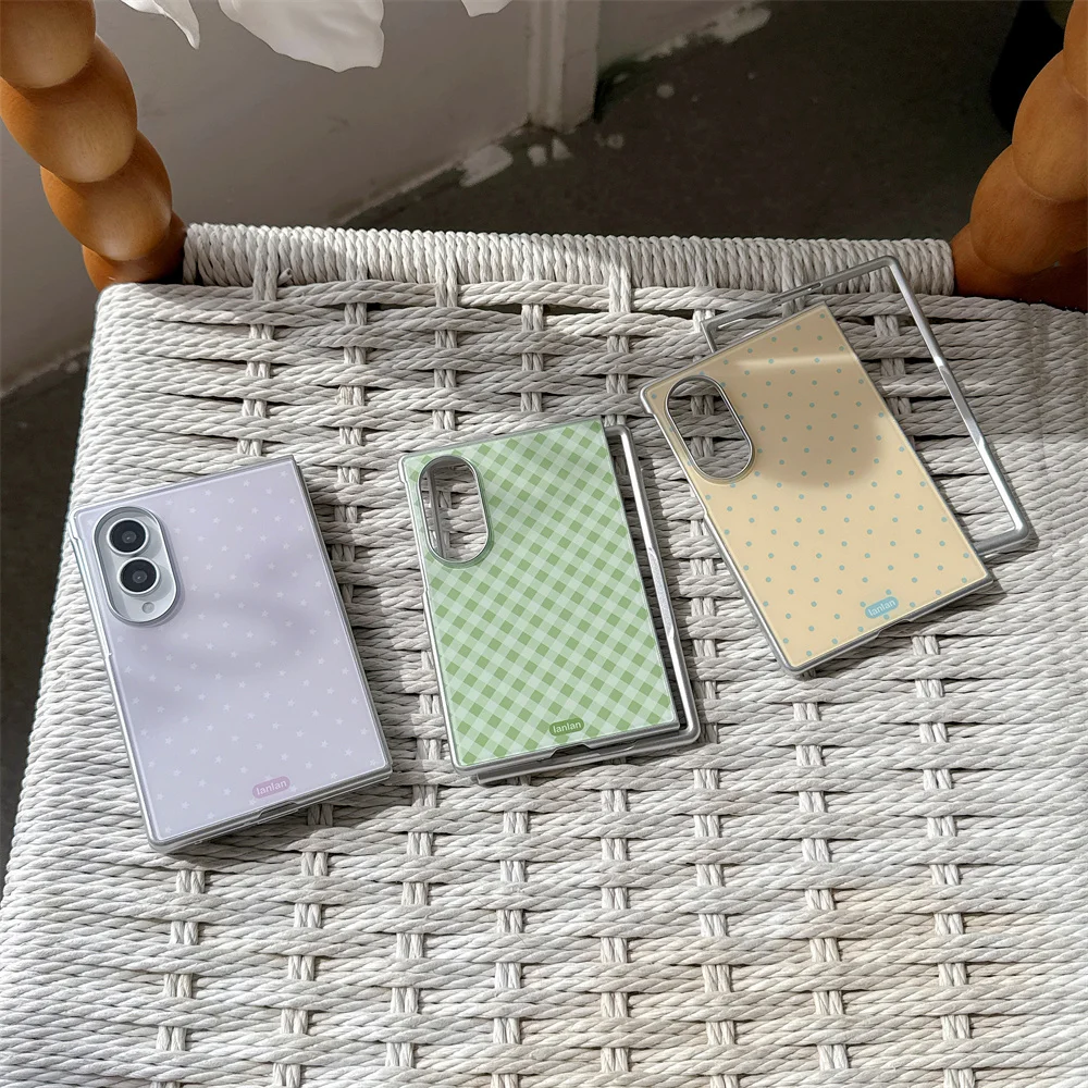 Cute Gingham Dot Print Phone Case For Samsung Galaxy Z Fold8 Ultra 7 6 Frame Hard Cover Pastel Protection Foldable Shell