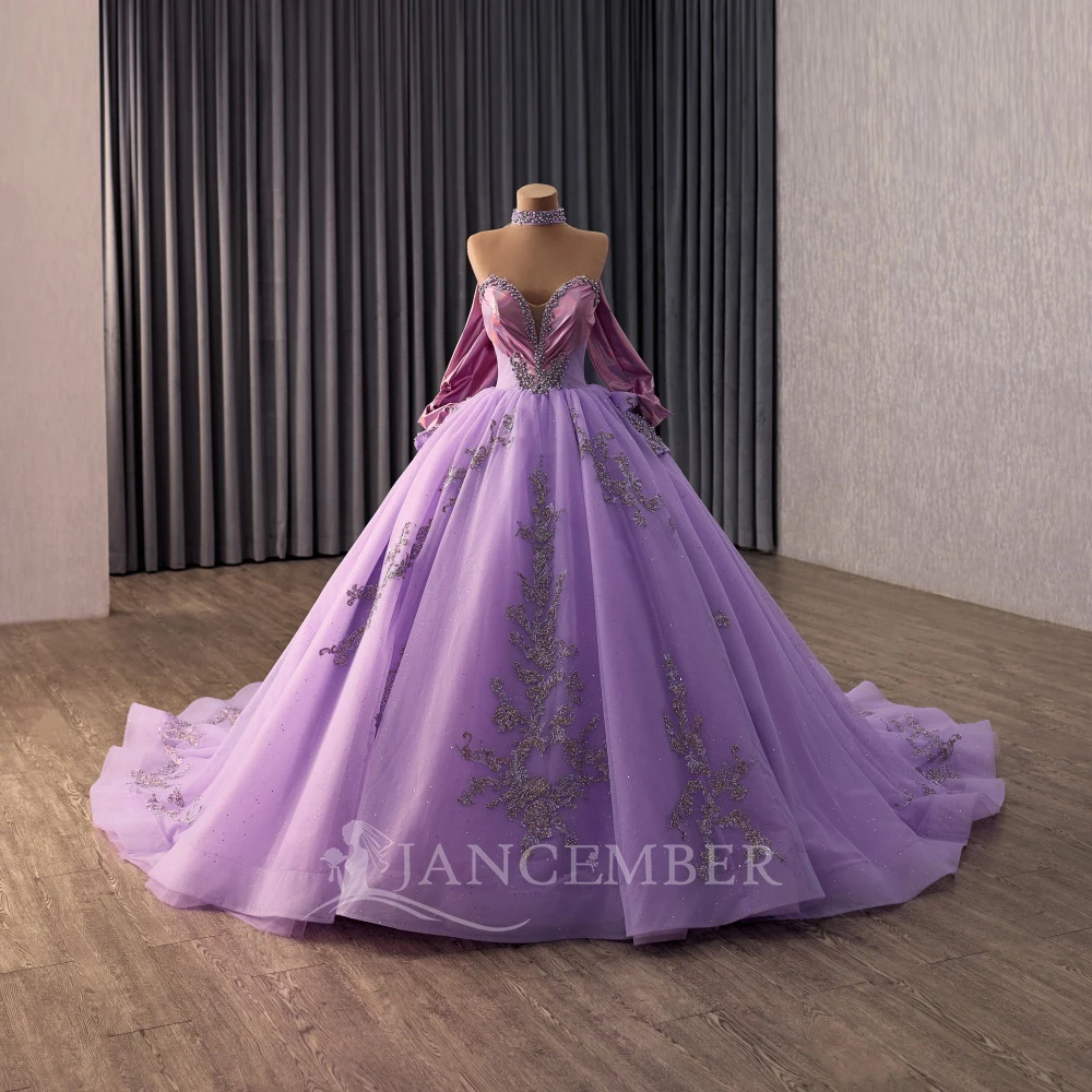 

Princess Strapless Ball Gowns Quinceanera Dress Beaded Birthday Customized Lace Up Back vestidos de 15 quinceañera Court Train