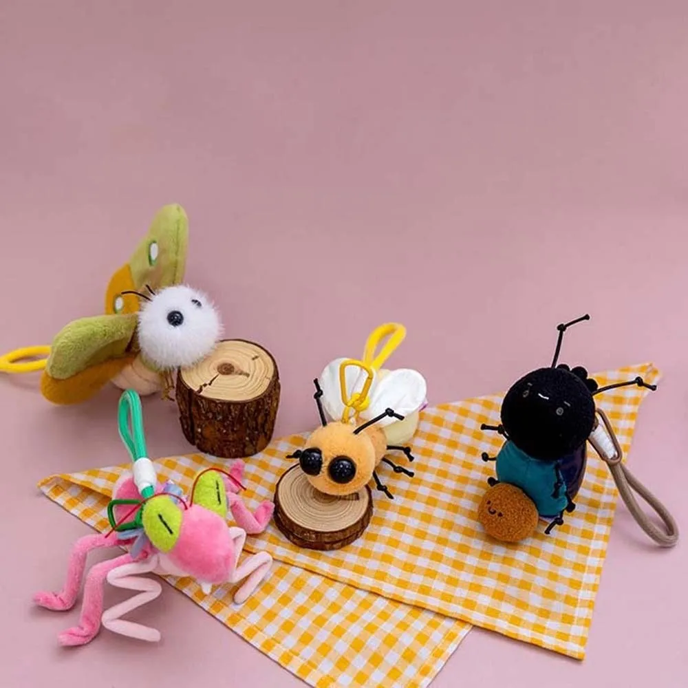 Creative Cartoon Plush Insects Key Ring Polyester Ladybug Moth Fly Pendant Dung Beetle Ant Cockroach Key Chain Car Key