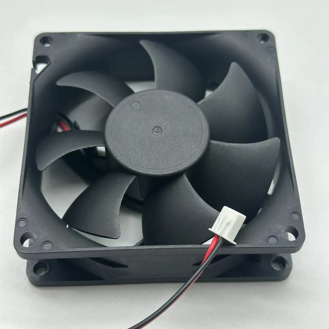 DWPH EFS-08E12D DC 12V 0.40A 80x80x25mm 2-Wire Server Cooling Fan