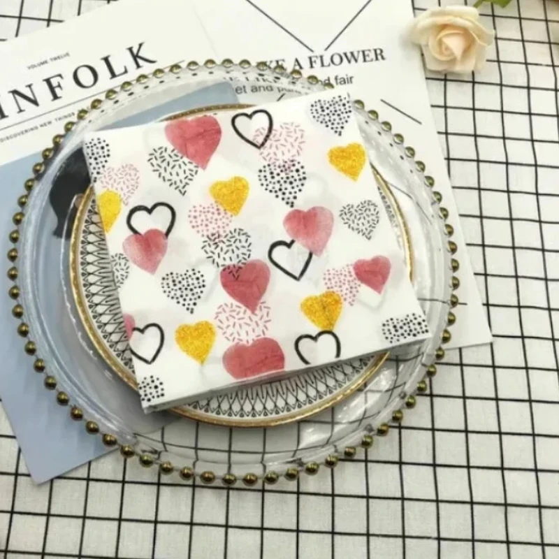 20pcs 33cm Colorful Printed Napkins 2-Ply Love Models Wedding Decorative Paper Napkins Wedding Party Folded Square Napkins