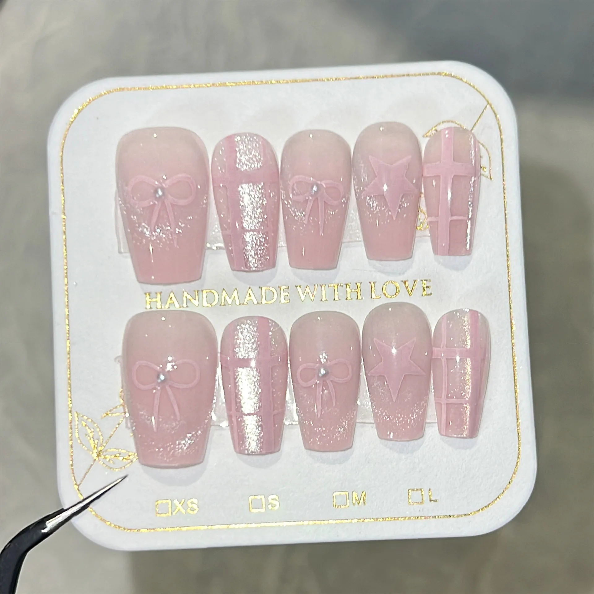 10Pcs Handmade Press On Nails Pink Glitter Fake Nails Grid Butterfly Bow Design Short False Nail French Full Cover Nail Art Tips