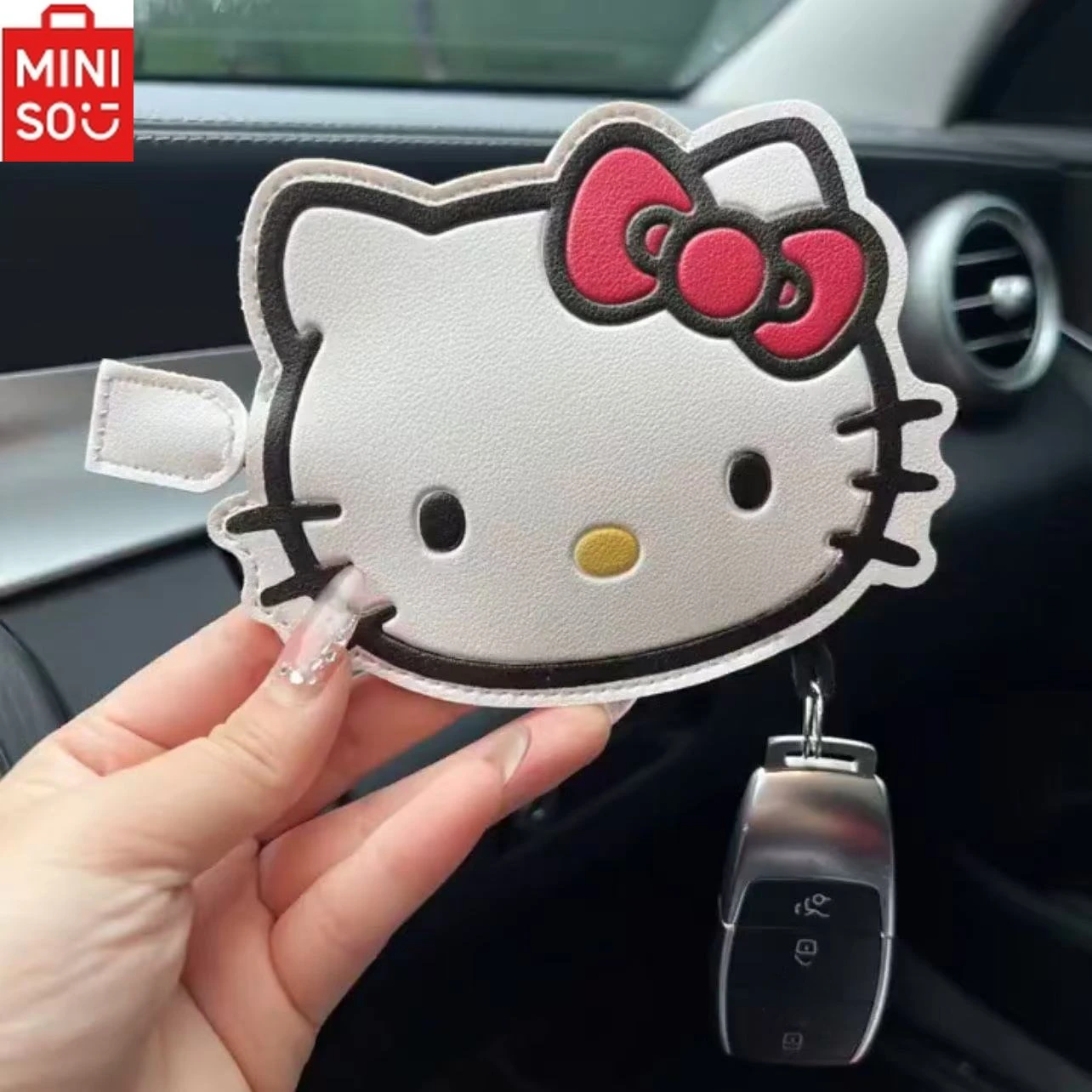 

MINISO Hello Kitty Car Key Bag Leather Wear-resistant Cartoon Open KT Cat Key Pendant Pull-out Cute Ladies Universal Car Key Bag